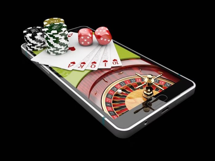 Live blackjack table interface at jnt77 slot with dealer cam and betting controls
